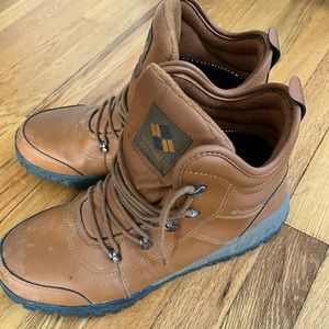 Columbia Men's Fairbanks Omni-Heat Hiking Shoe. Size 12.